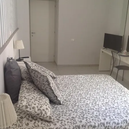 Couette-café Dei Decumani 3*