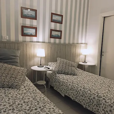 Couette-café Dei Decumani 3*