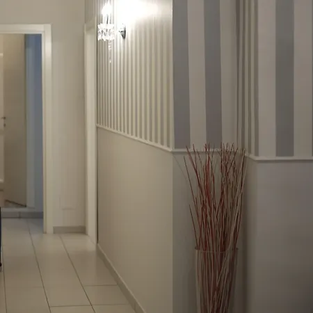 Couette-café Dei Decumani 3*