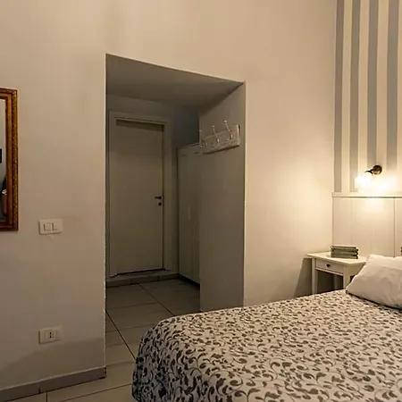 Bed & Breakfast Dei Decumani 3*